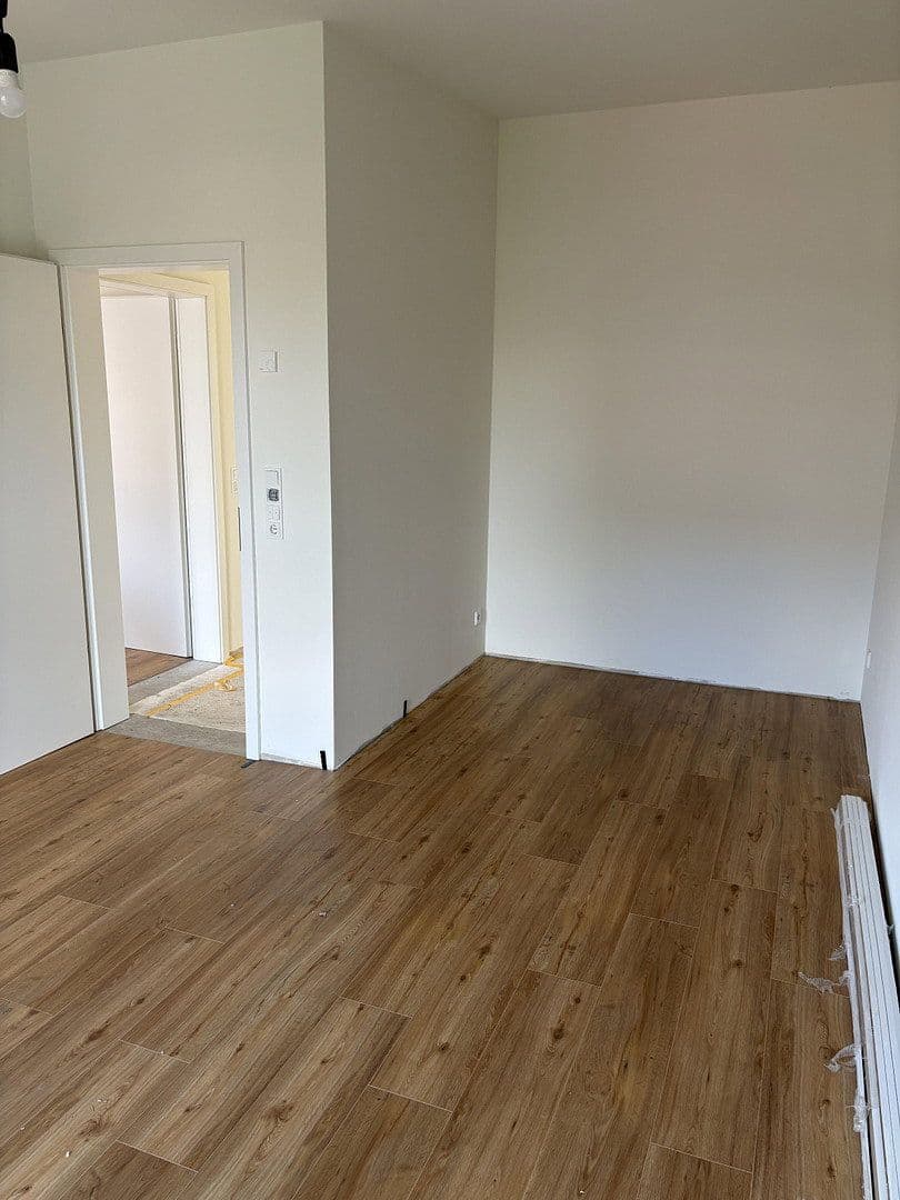 Pronájem domu 130 m², pozemek 345 m², Legden, Severní Porýní-Vestfálsko Pronájem domu 130 m², pozemek 345 m², Legden, Severní Porýní-Vestfálsko