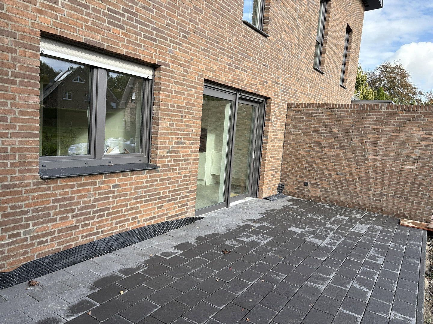 Pronájem domu 130 m², pozemek 345 m², Legden, Severní Porýní-Vestfálsko Pronájem domu 130 m², pozemek 345 m², Legden, Severní Porýní-Vestfálsko