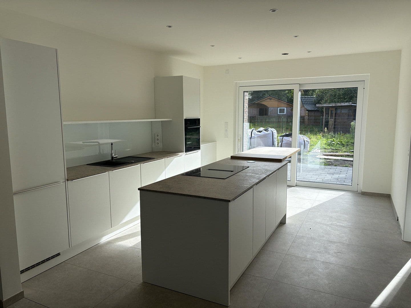 Pronájem domu 130 m², pozemek 345 m², Legden, Severní Porýní-Vestfálsko Pronájem domu 130 m², pozemek 345 m², Legden, Severní Porýní-Vestfálsko