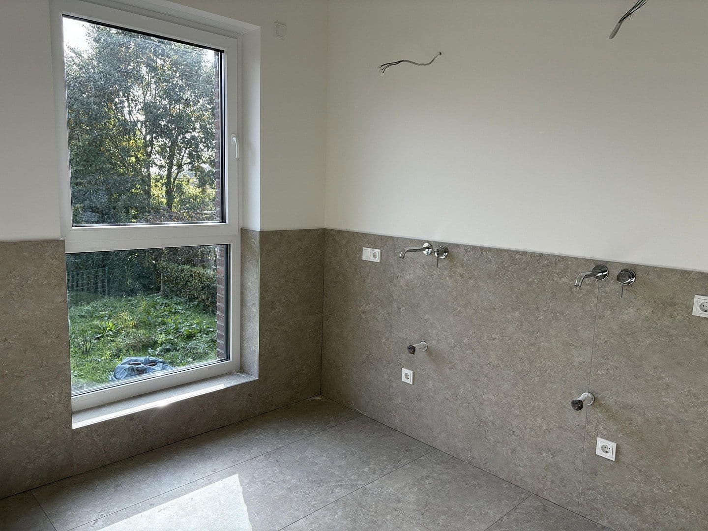 Pronájem domu 130 m², pozemek 345 m², Legden, Severní Porýní-Vestfálsko Pronájem domu 130 m², pozemek 345 m², Legden, Severní Porýní-Vestfálsko