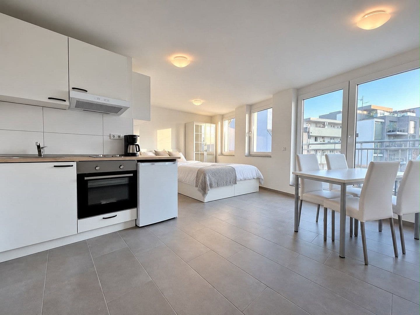 Pronájem bytu 1+1 30 m², Köln, Severní Porýní-Vestfálsko Pronájem bytu 1+1 30 m², Köln, Severní Porýní-Vestfálsko