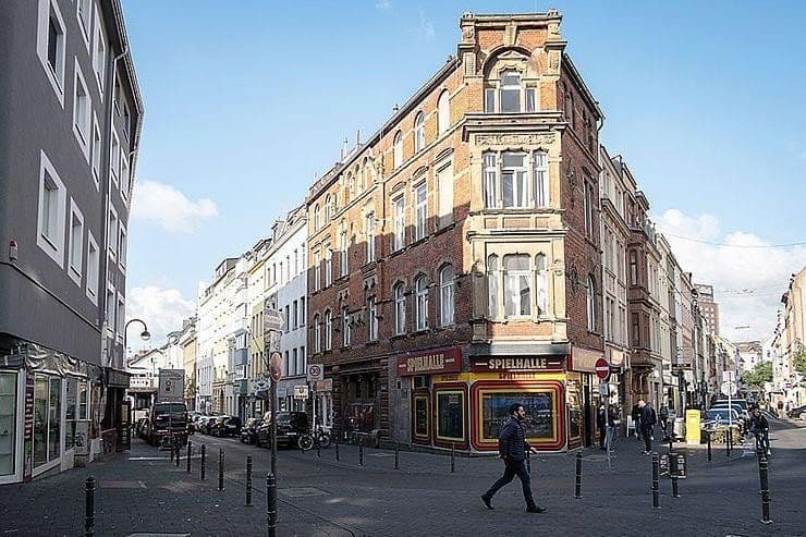 Pronájem bytu 1+1 30 m², Köln, Severní Porýní-Vestfálsko Pronájem bytu 1+1 30 m², Köln, Severní Porýní-Vestfálsko