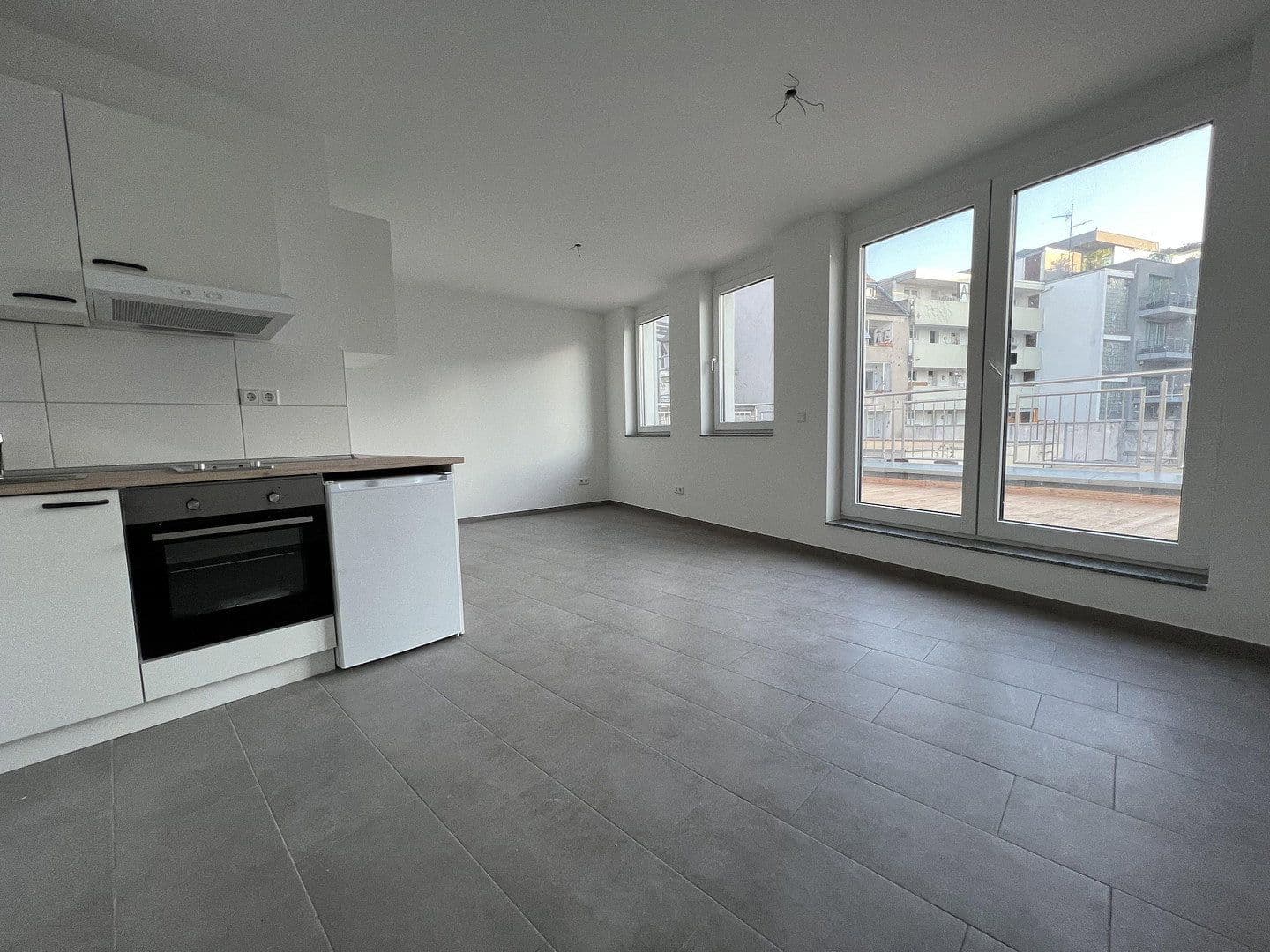 Pronájem bytu 1+1 30 m², Köln, Severní Porýní-Vestfálsko Pronájem bytu 1+1 30 m², Köln, Severní Porýní-Vestfálsko