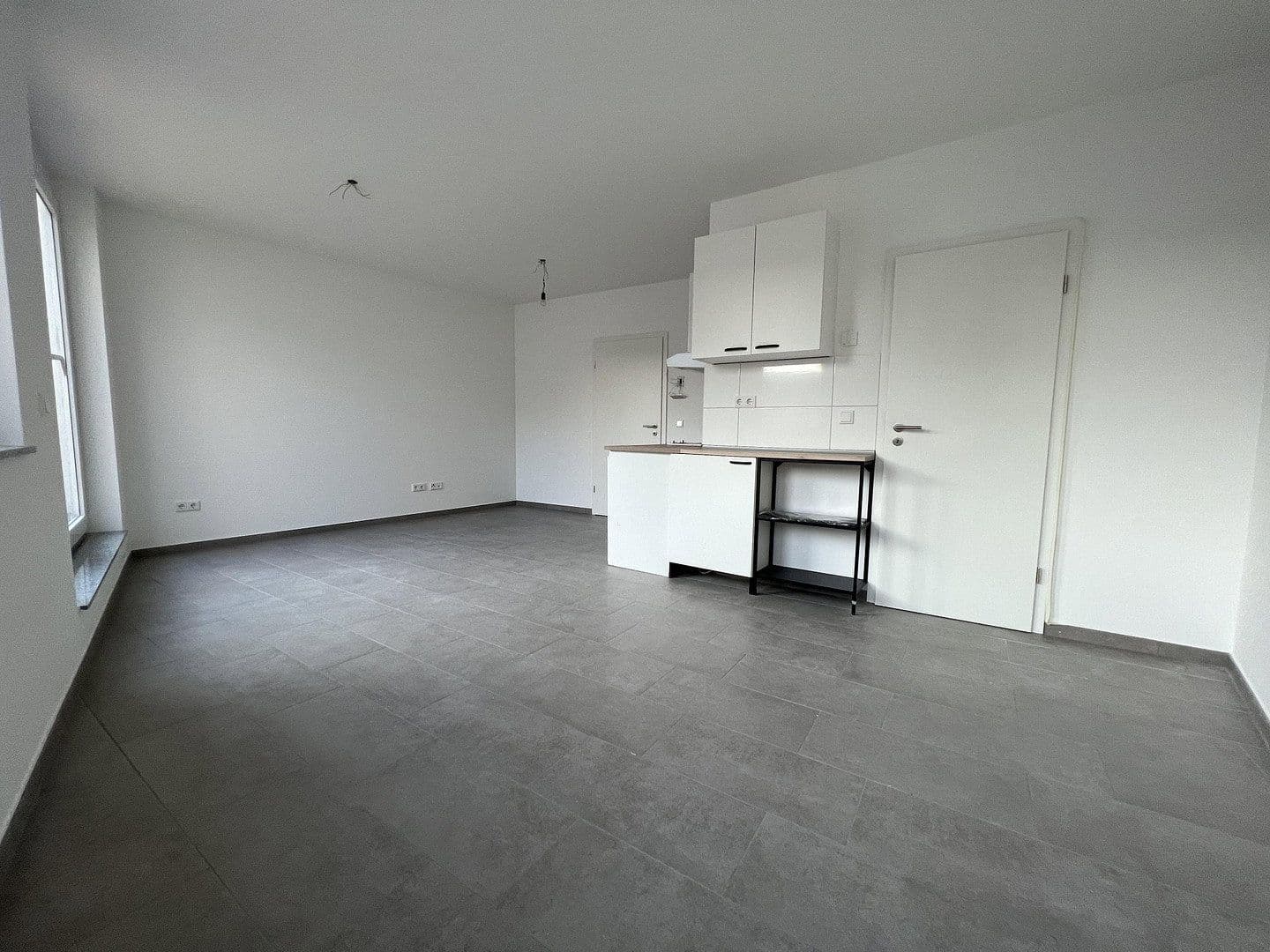 Pronájem bytu 1+1 30 m², Köln, Severní Porýní-Vestfálsko Pronájem bytu 1+1 30 m², Köln, Severní Porýní-Vestfálsko