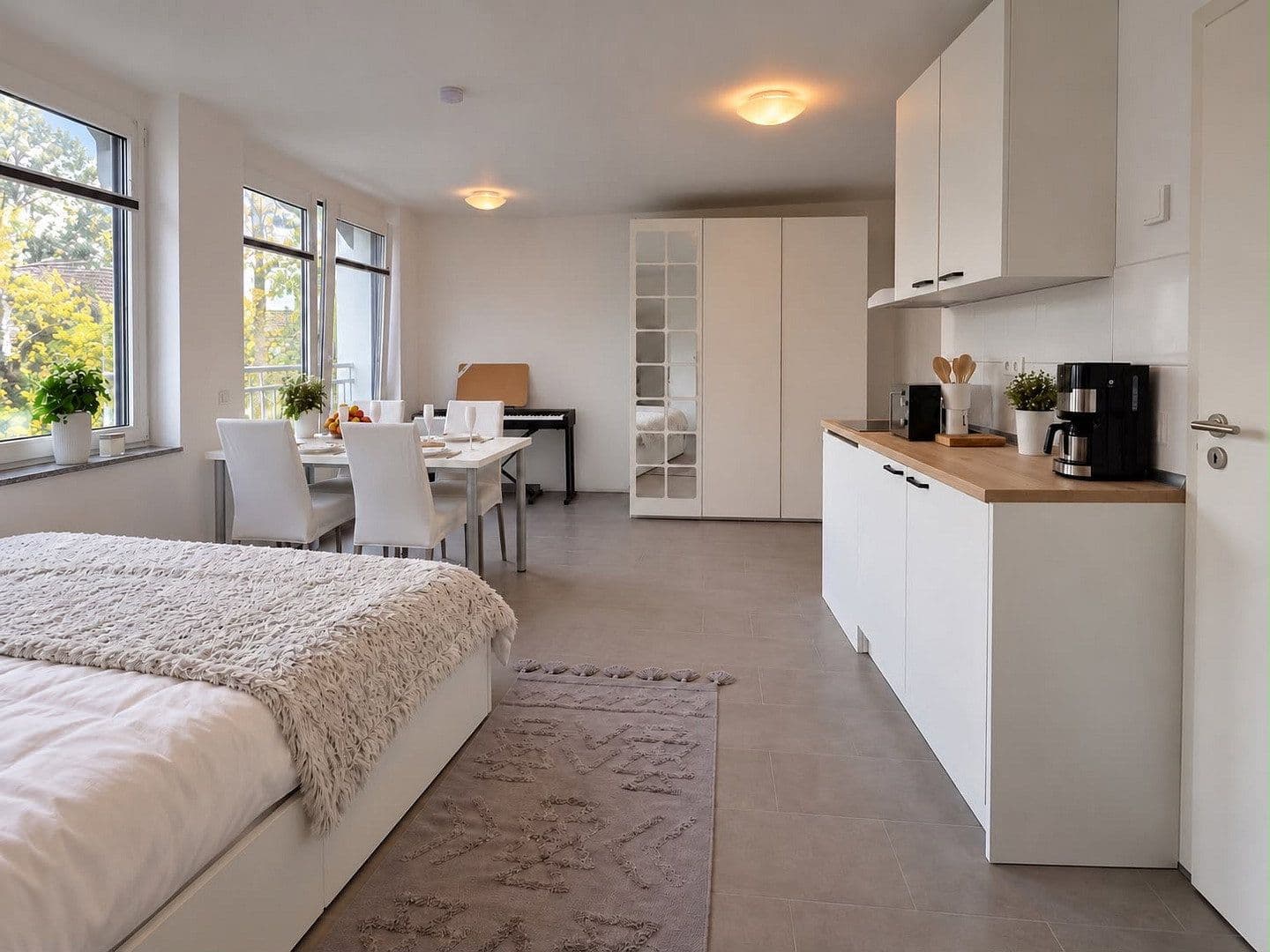 Pronájem bytu 1+1 30 m², Köln, Severní Porýní-Vestfálsko Pronájem bytu 1+1 30 m², Köln, Severní Porýní-Vestfálsko