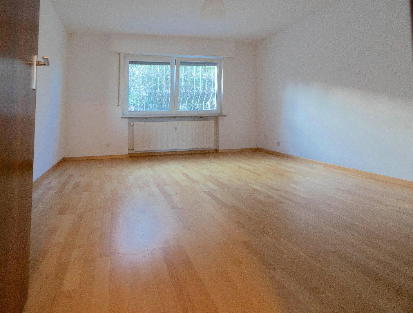 Prodej domu 194 m², pozemek 357 m², Stuttgart, Bádensko-Württembersko Prodej domu 194 m², pozemek 357 m², Stuttgart, Bádensko-Württembersko