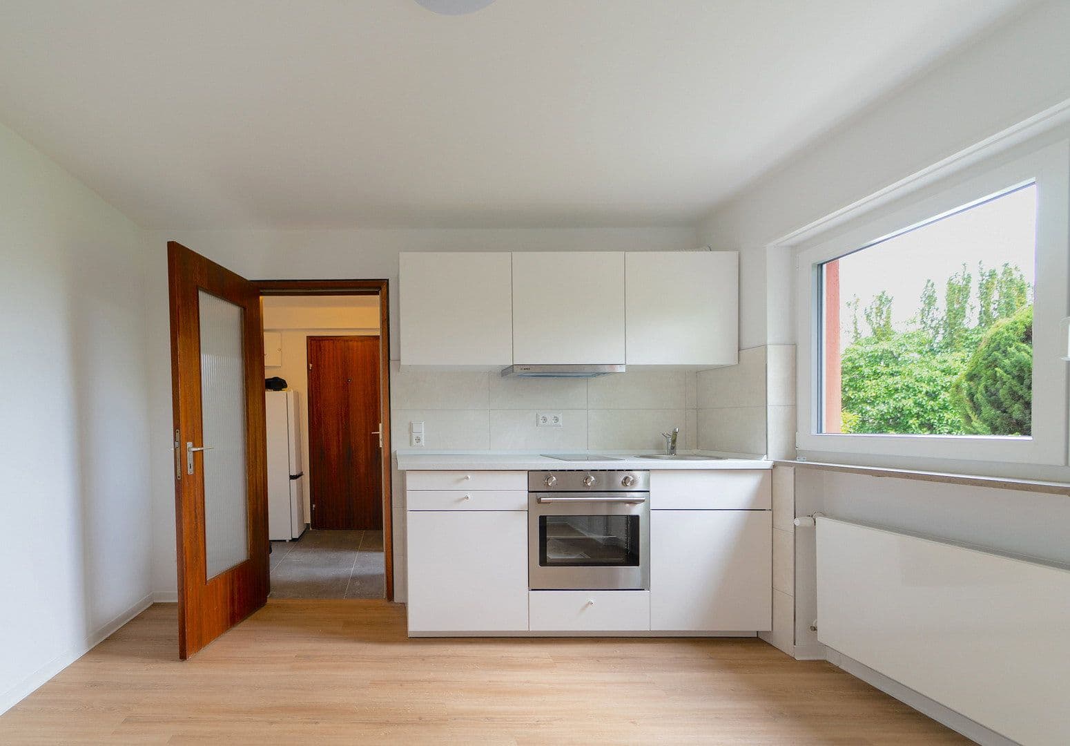 Prodej domu 194 m², pozemek 357 m², Stuttgart, Bádensko-Württembersko Prodej domu 194 m², pozemek 357 m², Stuttgart, Bádensko-Württembersko