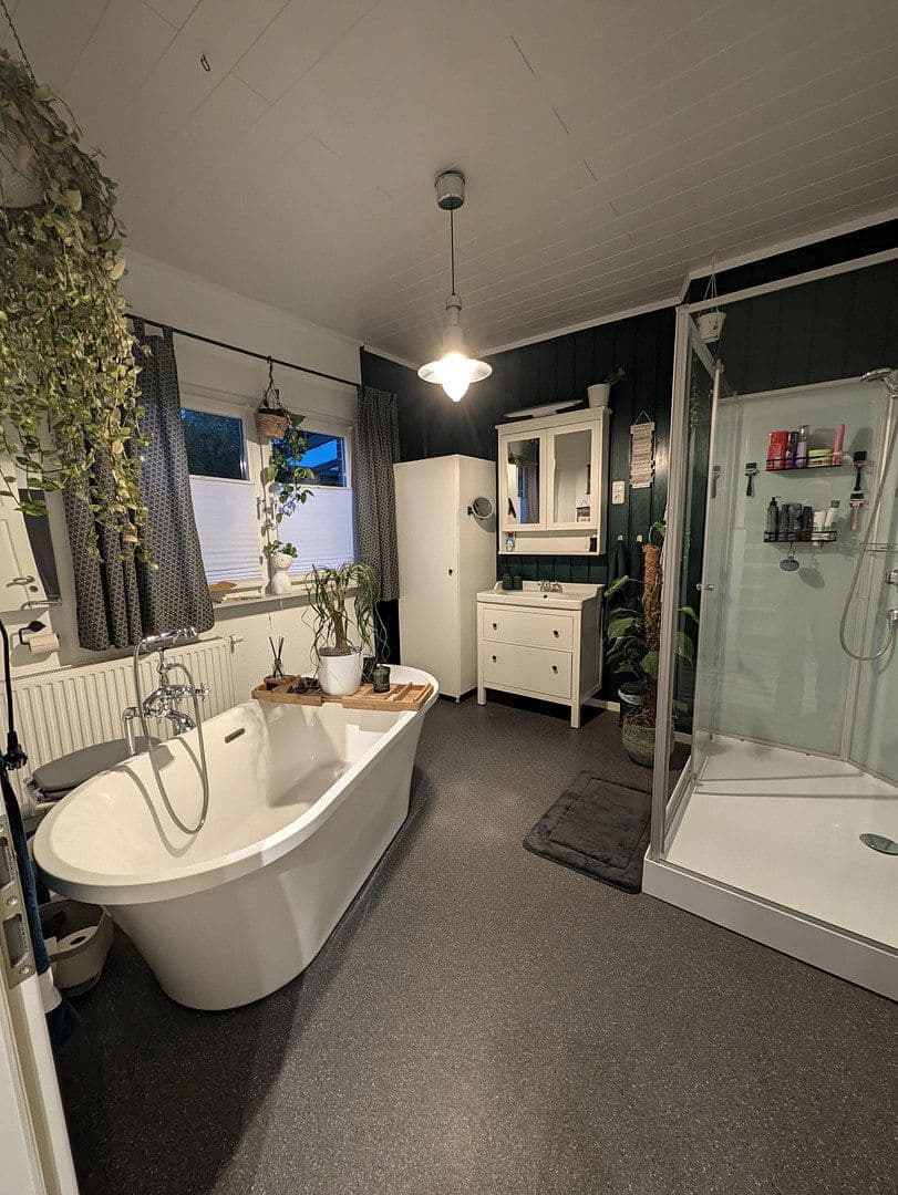 Prodej domu 90 m², pozemek 503 m², Emden, Dolní Sasko Prodej domu 90 m², pozemek 503 m², Emden, Dolní Sasko