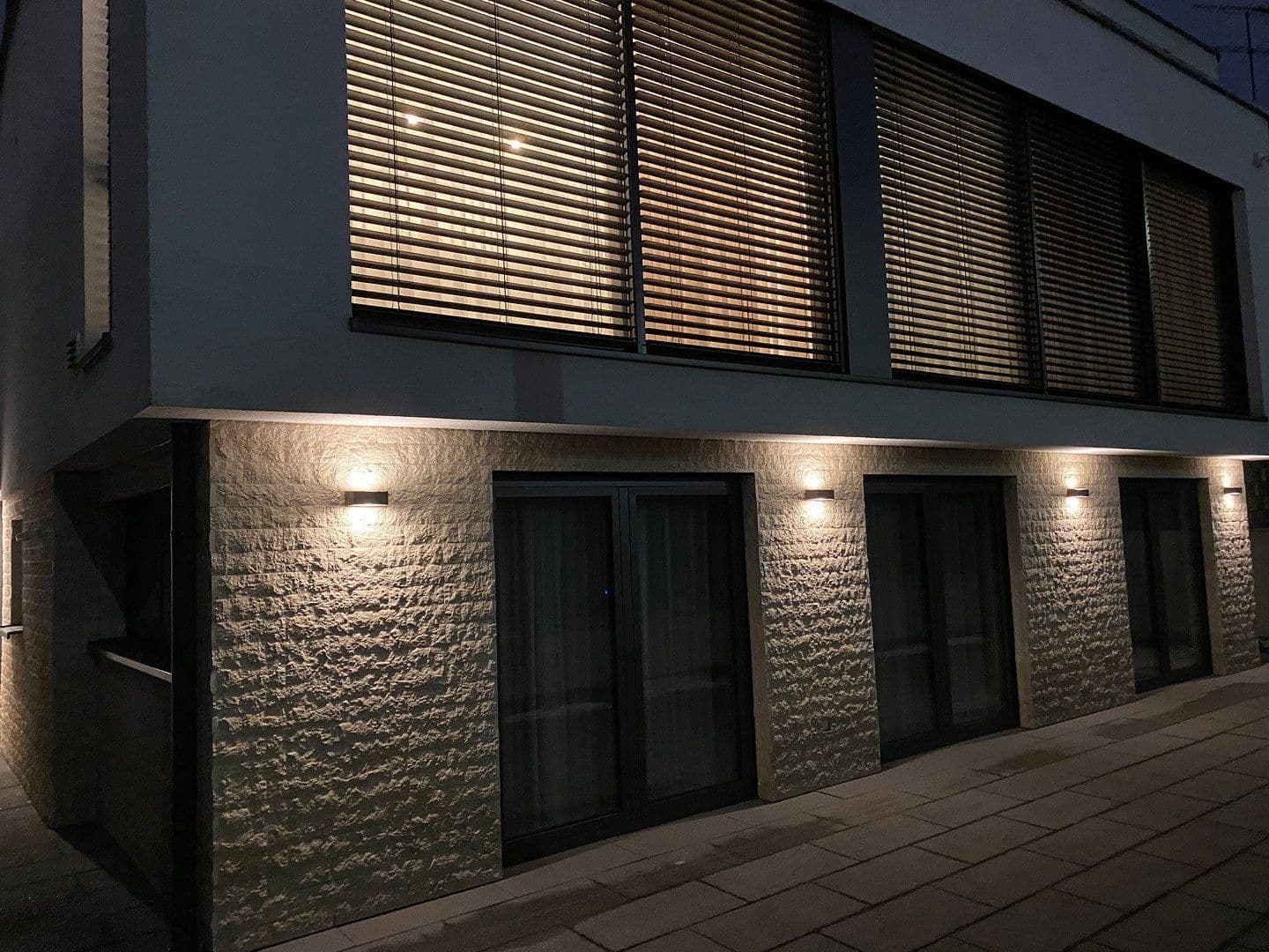 Prodej domu 279 m², pozemek 587 m², Sindelfingen, Bádensko-Württembersko Prodej domu 279 m², pozemek 587 m², Sindelfingen, Bádensko-Württembersko