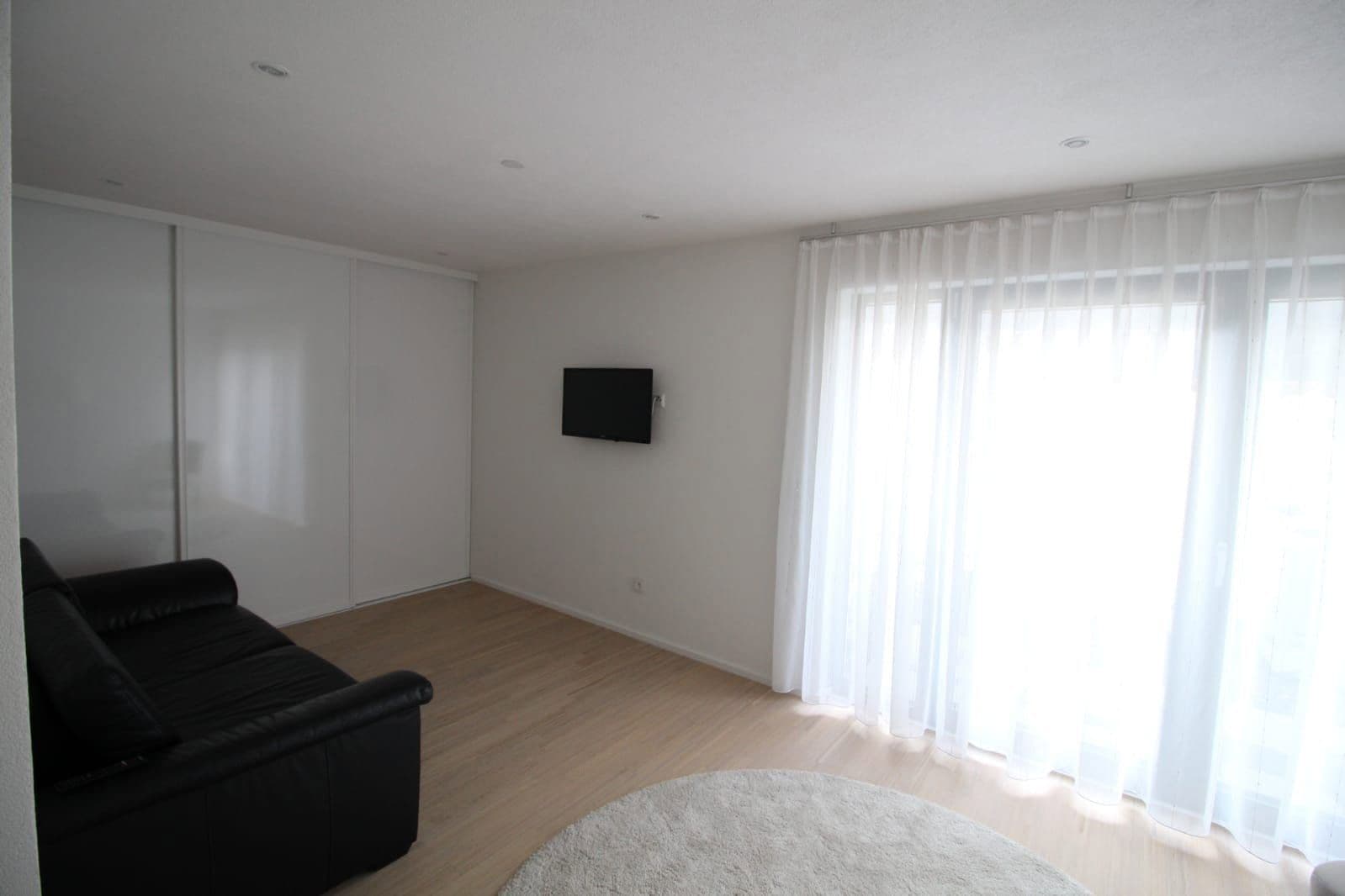 Prodej domu 279 m², pozemek 587 m², Sindelfingen, Bádensko-Württembersko Prodej domu 279 m², pozemek 587 m², Sindelfingen, Bádensko-Württembersko