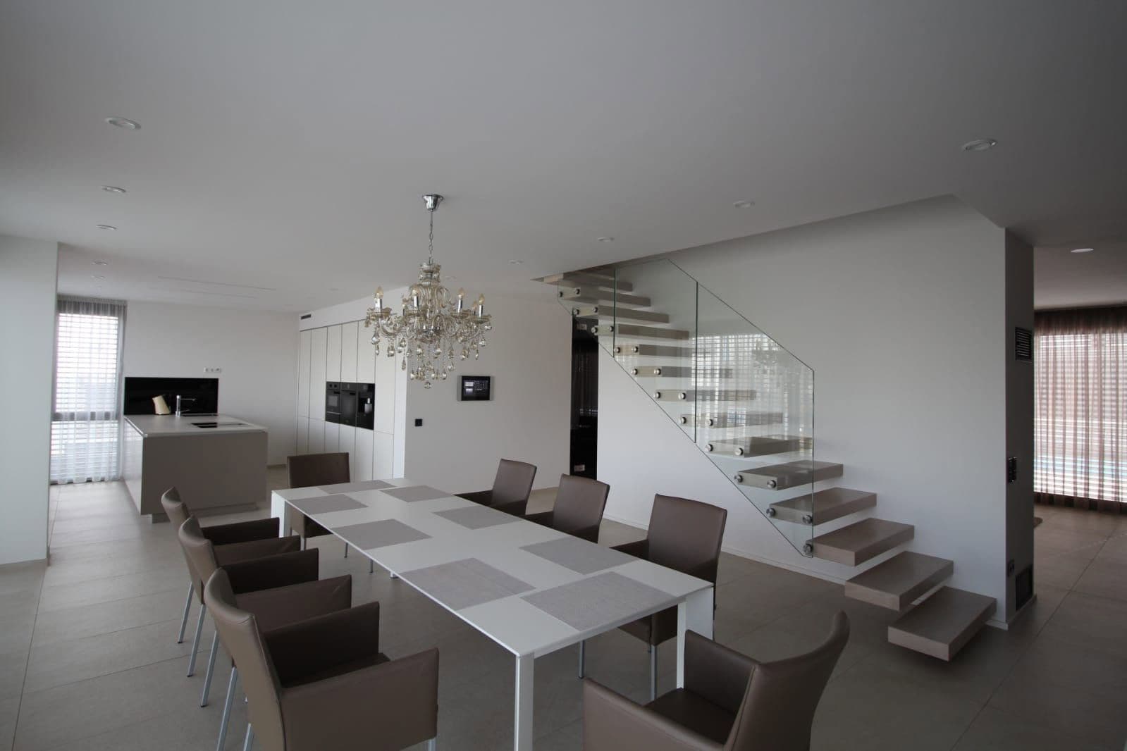 Prodej domu 279 m², pozemek 587 m², Sindelfingen, Bádensko-Württembersko Prodej domu 279 m², pozemek 587 m², Sindelfingen, Bádensko-Württembersko