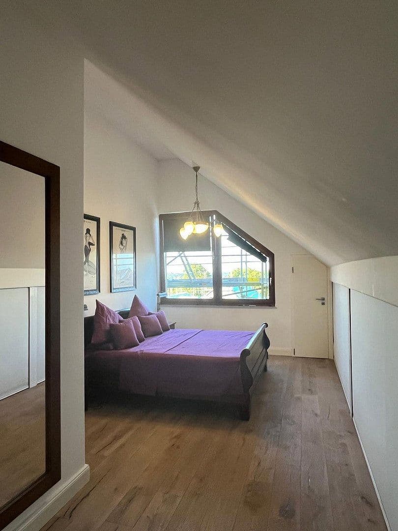 Prodej bytu 4+kk 141 m², Essen, Severní Porýní-Vestfálsko Prodej bytu 4+kk 141 m², Essen, Severní Porýní-Vestfálsko