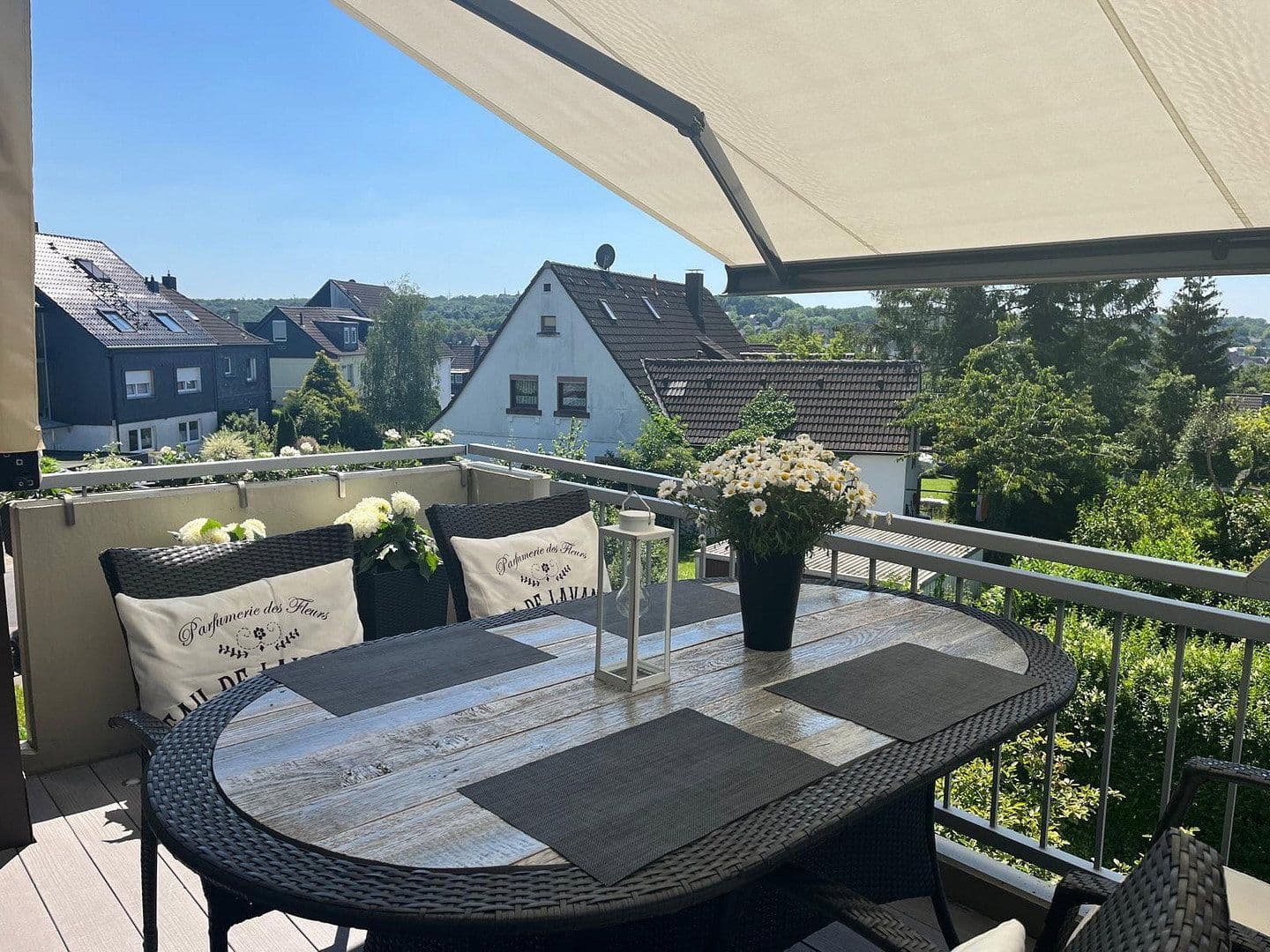 Prodej bytu 4+kk 141 m², Essen, Severní Porýní-Vestfálsko Prodej bytu 4+kk 141 m², Essen, Severní Porýní-Vestfálsko