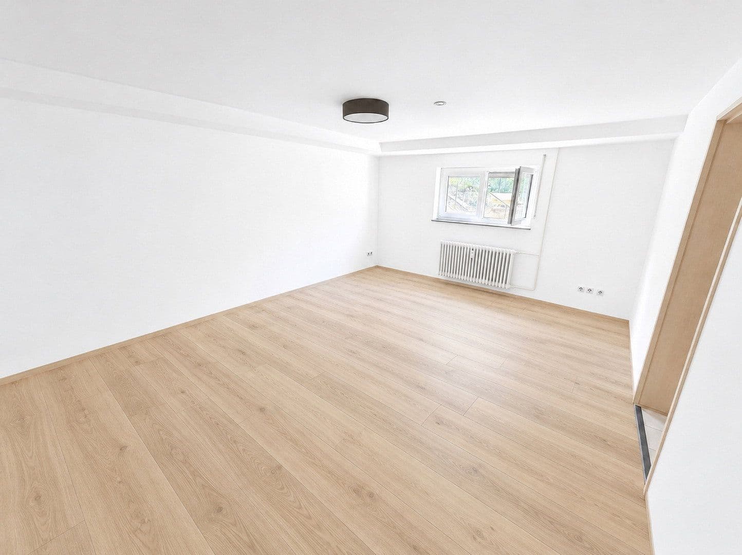 Prodej bytu 4+1 108 m², Steinmauern, Bádensko-Württembersko Prodej bytu 4+1 108 m², Steinmauern, Bádensko-Württembersko