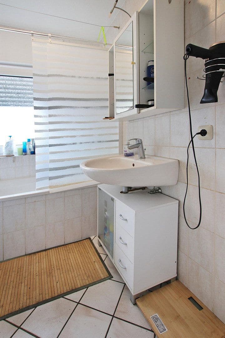 Prodej bytu 4+1 86 m², Raiffeisenring 3, Dülmen, Severní Porýní-Vestfálsko Prodej bytu 4+1 86 m², Raiffeisenring 3, Dülmen, Severní Porýní-Vestfálsko