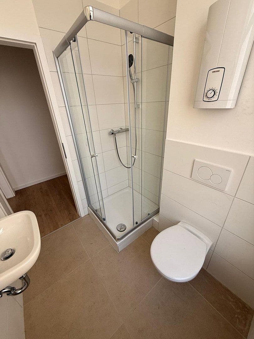 Pronájem bytu 2+1 37 m², Hülser Straße 54, Krefeld, Severní Porýní-Vestfálsko Pronájem bytu 2+1 37 m², Hülser Straße 54, Krefeld, Severní Porýní-Vestfálsko