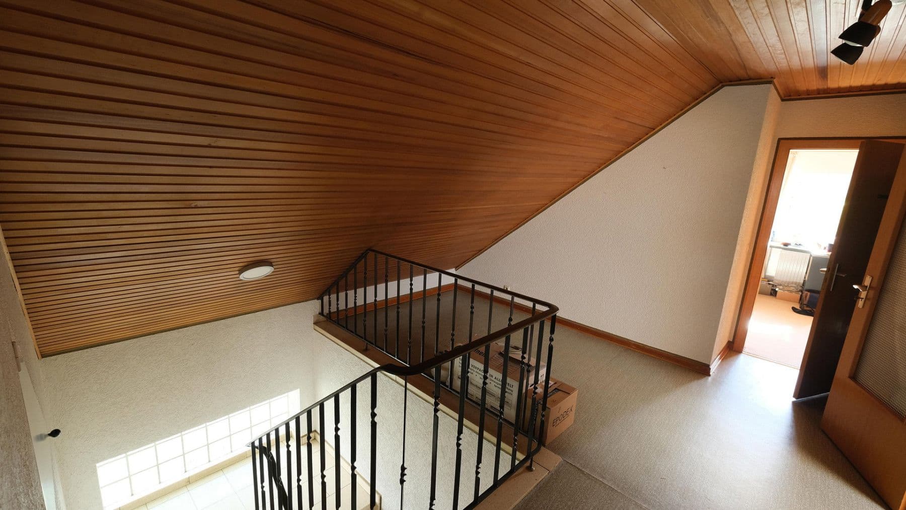 Prodej domu 113 m², pozemek 1.087 m², Euskirchen, Severní Porýní-Vestfálsko Prodej domu 113 m², pozemek 1.087 m², Euskirchen, Severní Porýní-Vestfálsko