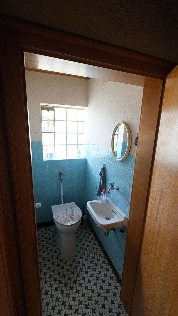 Prodej domu 113 m², pozemek 1.087 m², Euskirchen, Severní Porýní-Vestfálsko Prodej domu 113 m², pozemek 1.087 m², Euskirchen, Severní Porýní-Vestfálsko