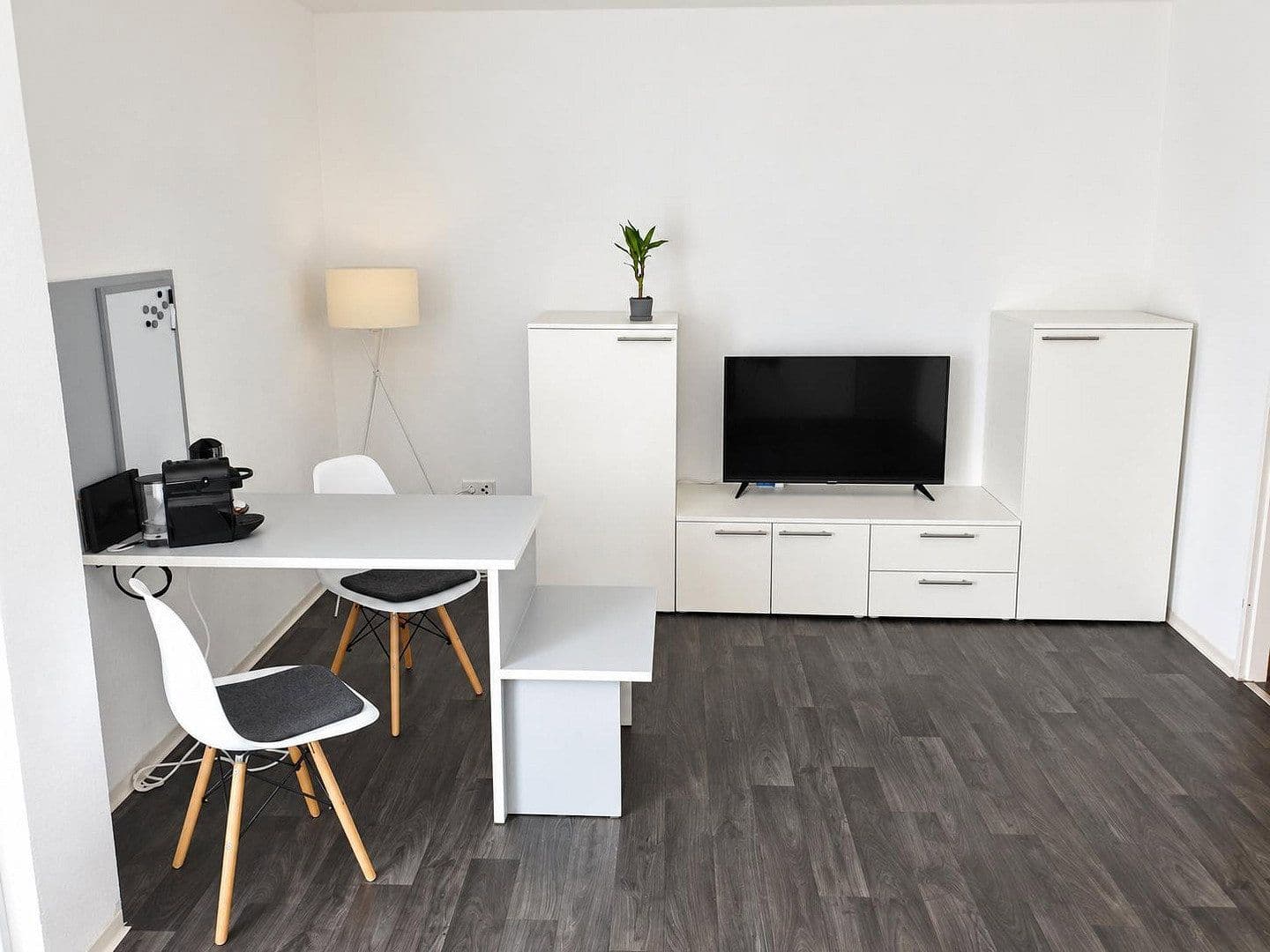 Pronájem bytu 1+1 32 m², Würzburg, Bavorsko Pronájem bytu 1+1 32 m², Würzburg, Bavorsko
