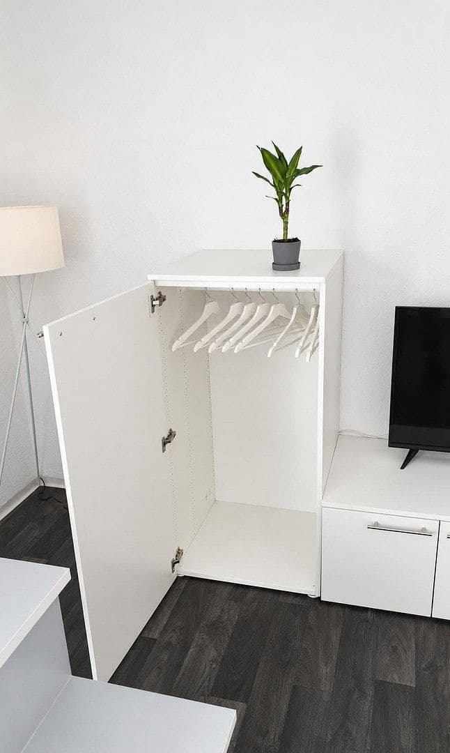 Pronájem bytu 1+1 32 m², Würzburg, Bavorsko Pronájem bytu 1+1 32 m², Würzburg, Bavorsko