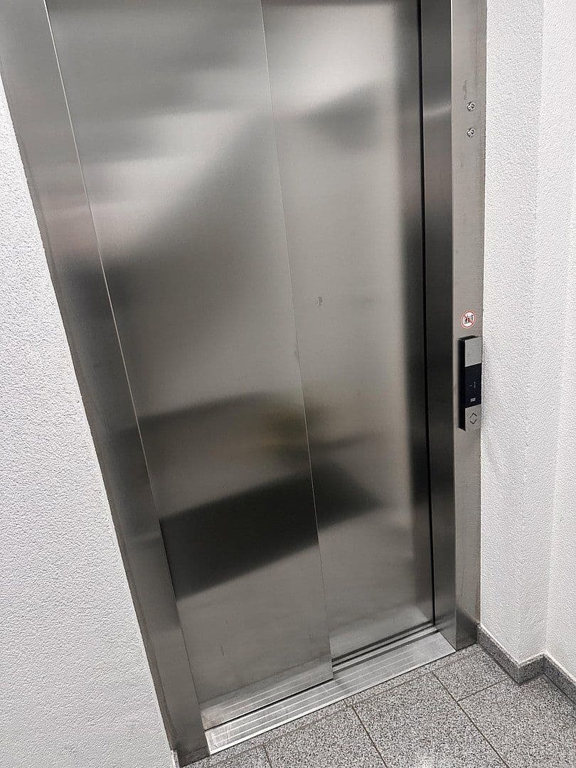 Prodej bytu 3+1 84 m², Karlsruher Straße 47, Pfinztal, Bádensko-Württembersko Prodej bytu 3+1 84 m², Karlsruher Straße 47, Pfinztal, Bádensko-Württembersko
