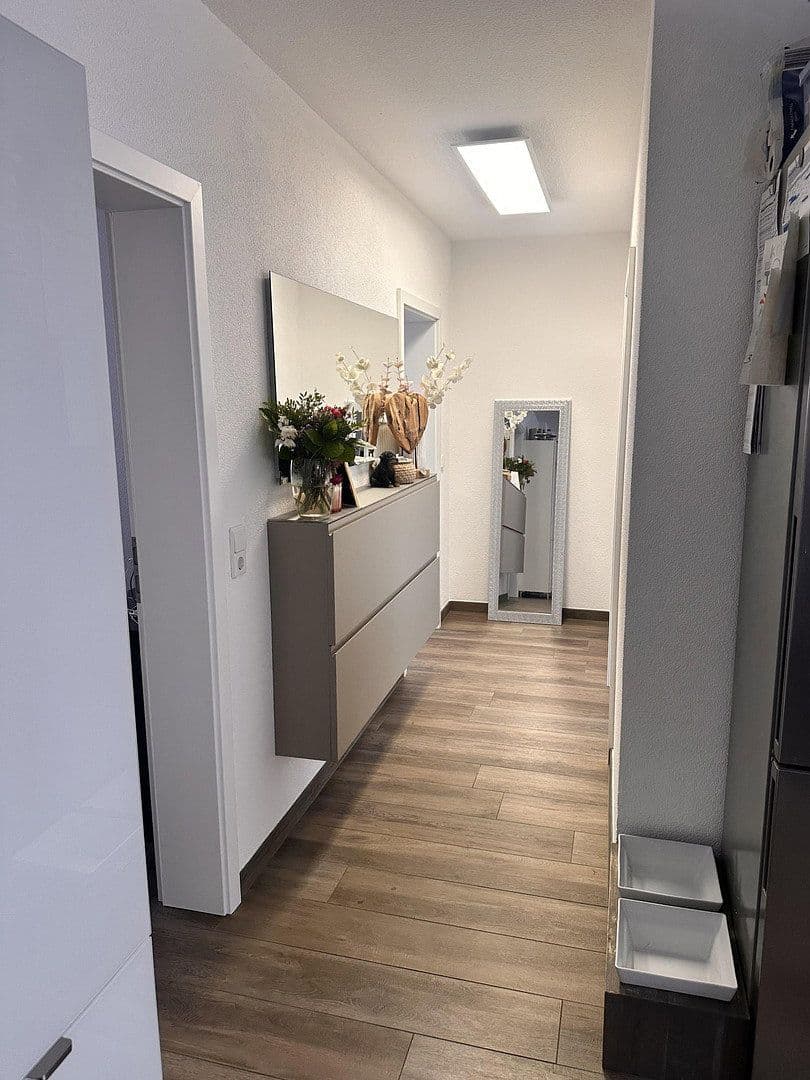 Prodej bytu 3+1 84 m², Karlsruher Straße 47, Pfinztal, Bádensko-Württembersko Prodej bytu 3+1 84 m², Karlsruher Straße 47, Pfinztal, Bádensko-Württembersko