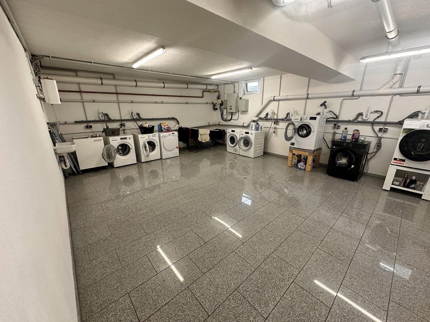 Prodej bytu 3+1 84 m², Karlsruher Straße 47, Pfinztal, Bádensko-Württembersko Prodej bytu 3+1 84 m², Karlsruher Straße 47, Pfinztal, Bádensko-Württembersko