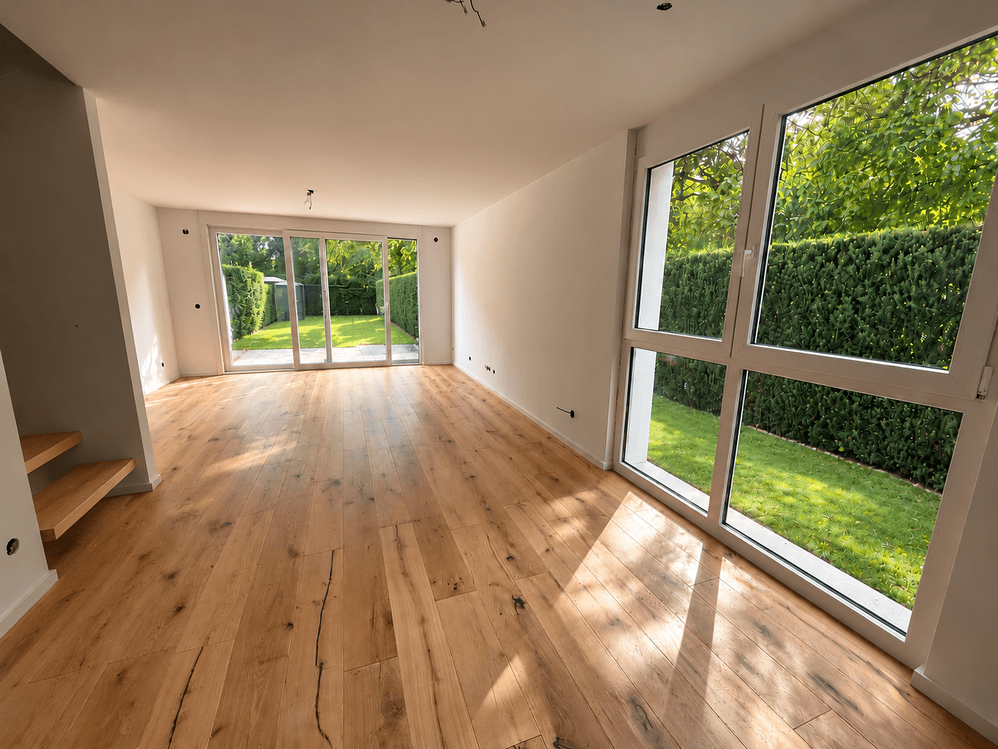 Pronájem domu 121 m², pozemek 212 m², Stuttgart, Bádensko-Württembersko Pronájem domu 121 m², pozemek 212 m², Stuttgart, Bádensko-Württembersko