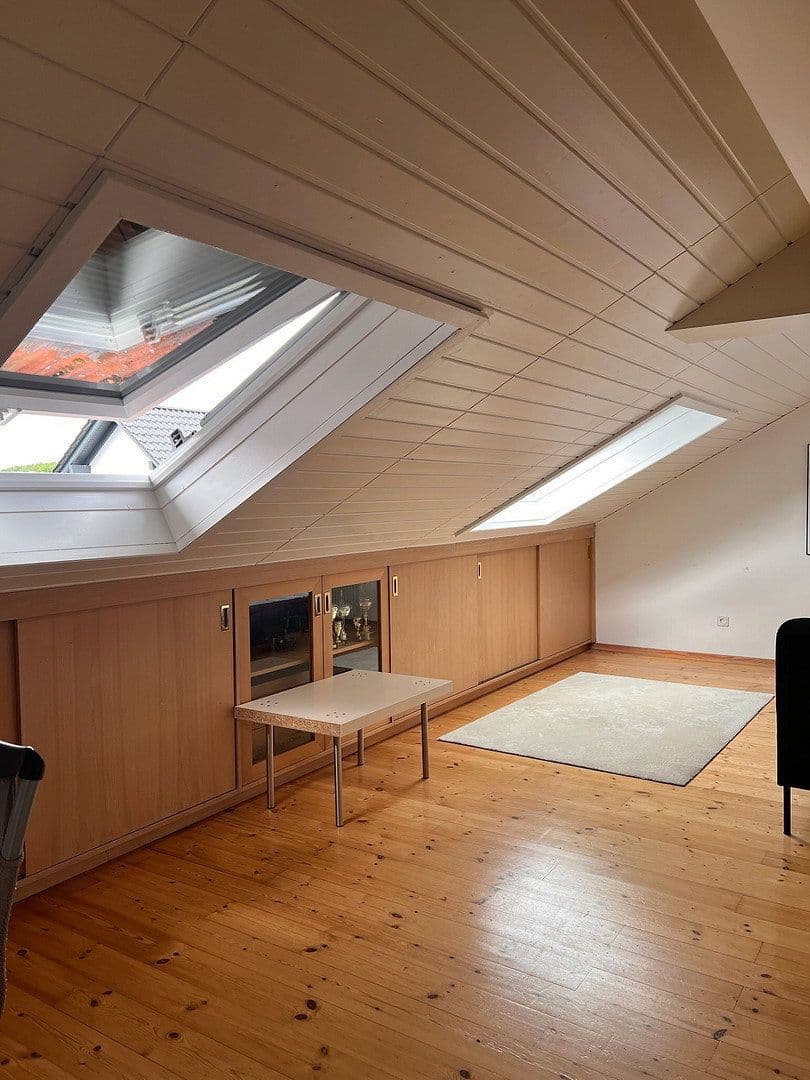 Prodej domu 220 m², pozemek 462 m², Lingenfeld, Porýní-Falc Prodej domu 220 m², pozemek 462 m², Lingenfeld, Porýní-Falc