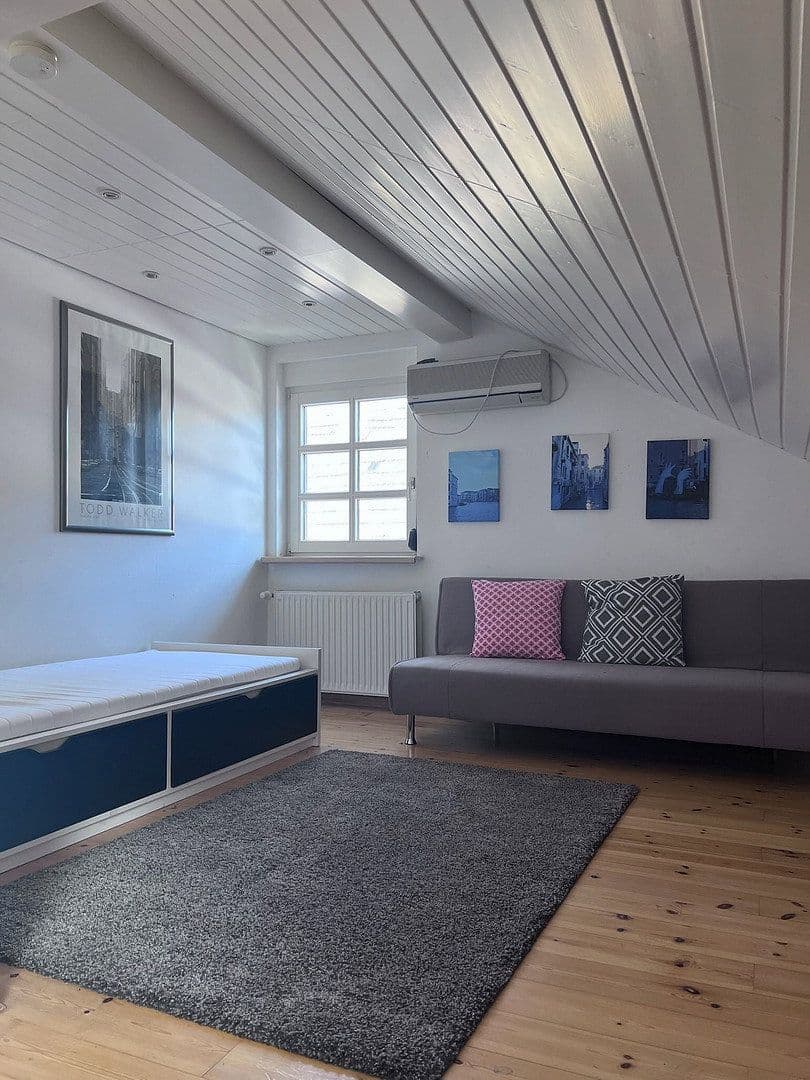 Prodej domu 220 m², pozemek 462 m², Lingenfeld, Porýní-Falc Prodej domu 220 m², pozemek 462 m², Lingenfeld, Porýní-Falc