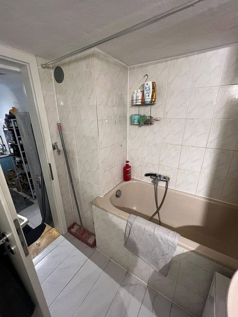 Pronájem bytu 2+1 38 m², Waiblingen, Bádensko-Württembersko Pronájem bytu 2+1 38 m², Waiblingen, Bádensko-Württembersko