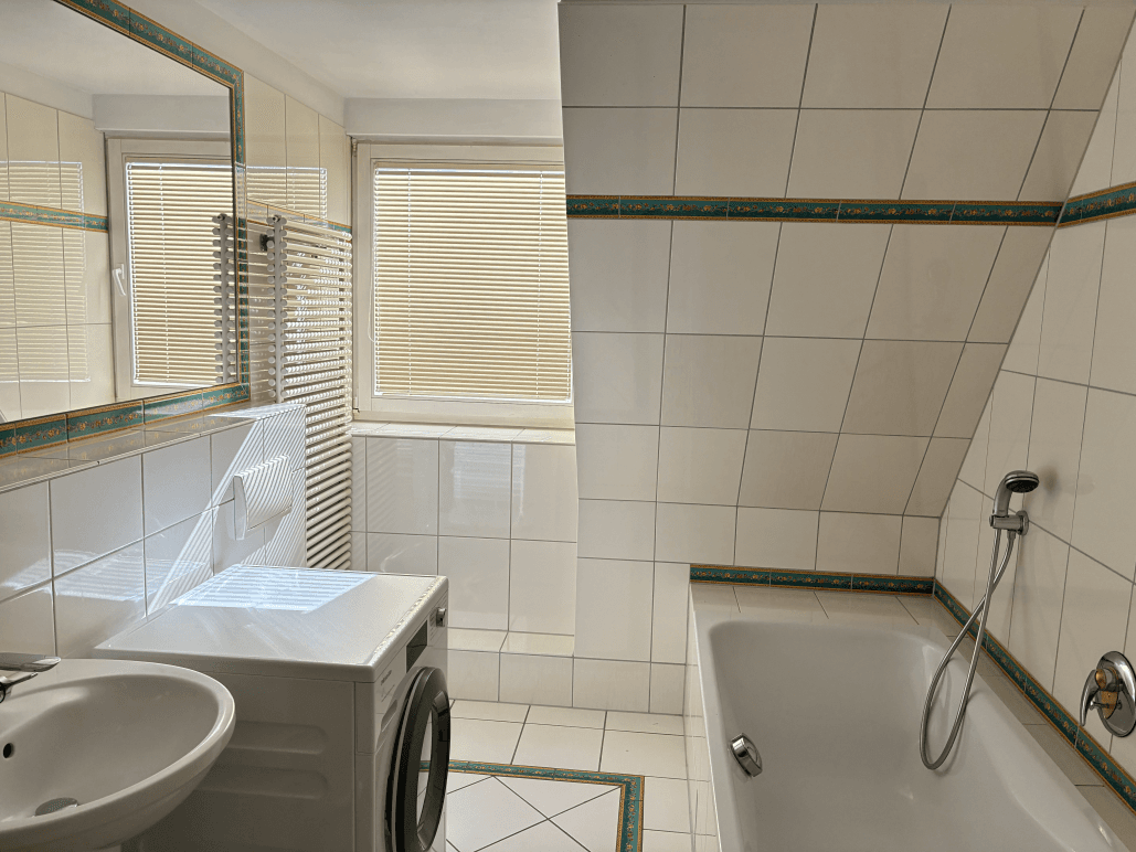 Prodej bytu 3+kk 117 m², Deidesheimer Straße 9, Berlin, Berlín Prodej bytu 3+kk 117 m², Deidesheimer Straße 9, Berlin, Berlín