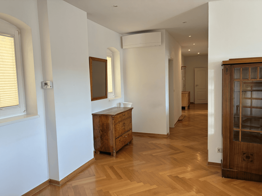 Prodej bytu 3+kk 117 m², Deidesheimer Straße 9, Berlin, Berlín Prodej bytu 3+kk 117 m², Deidesheimer Straße 9, Berlin, Berlín
