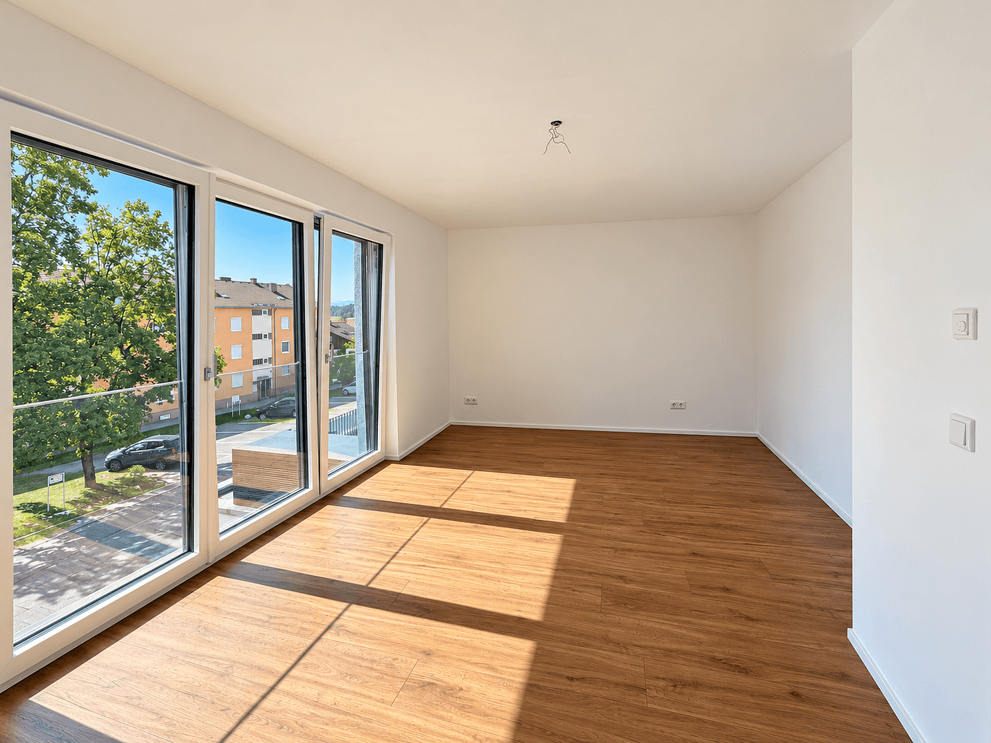 Pronájem bytu 3+1 107 m², Karl-Lederer-Platz 20, Geretsried, Bavorsko Pronájem bytu 3+1 107 m², Karl-Lederer-Platz 20, Geretsried, Bavorsko