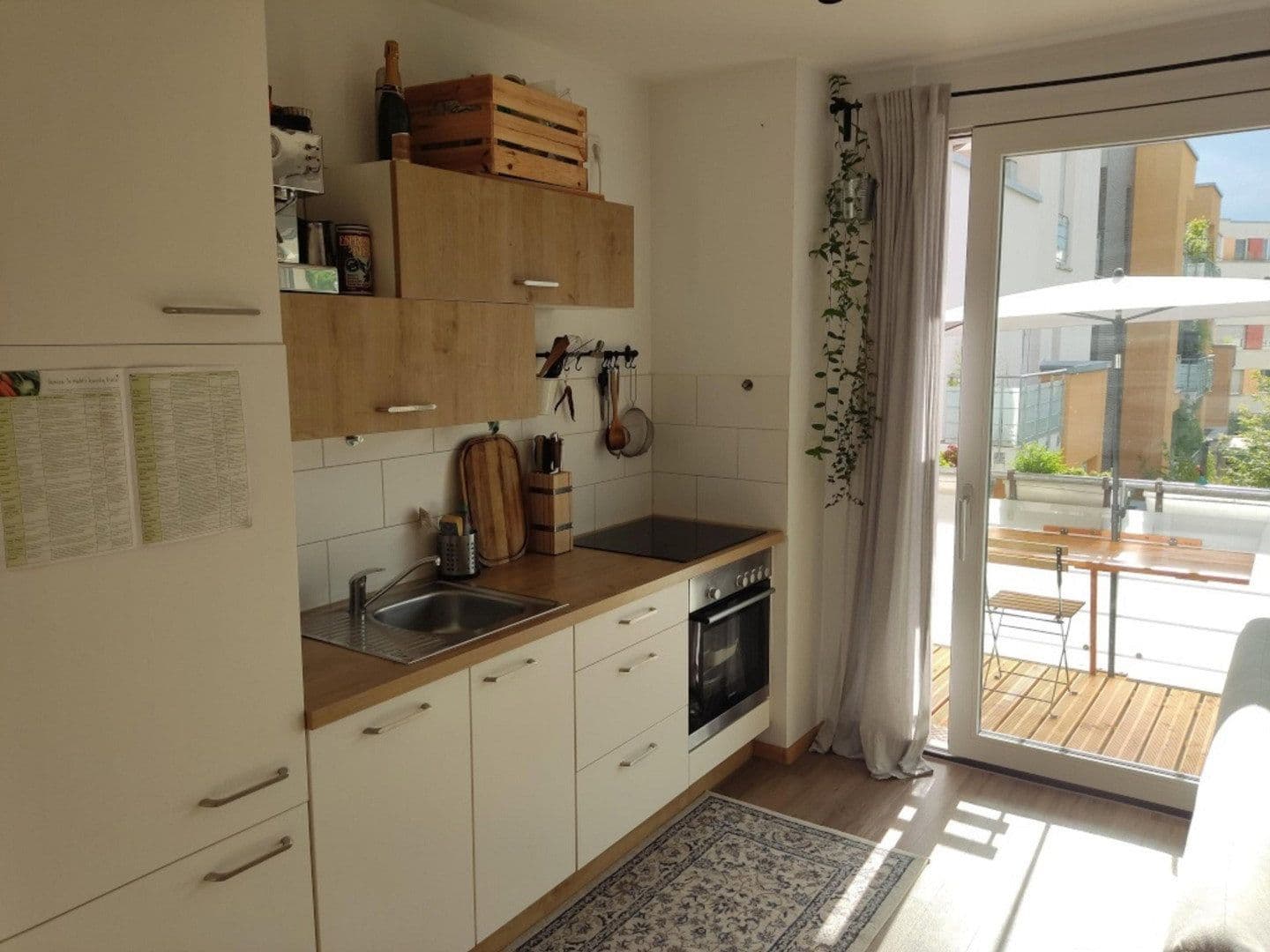 Pronájem bytu 1+1 27 m², Marie-Curie-Straße 40, Freiburg im Breisgau, Bádensko-Württembersko Pronájem bytu 1+1 27 m², Marie-Curie-Straße 40, Freiburg im Breisgau, Bádensko-Württembersko