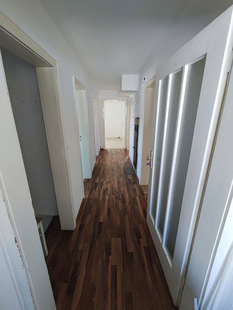 Prodej domu 181 m², pozemek 618 m², Eisingen, Bádensko-Württembersko Prodej domu 181 m², pozemek 618 m², Eisingen, Bádensko-Württembersko