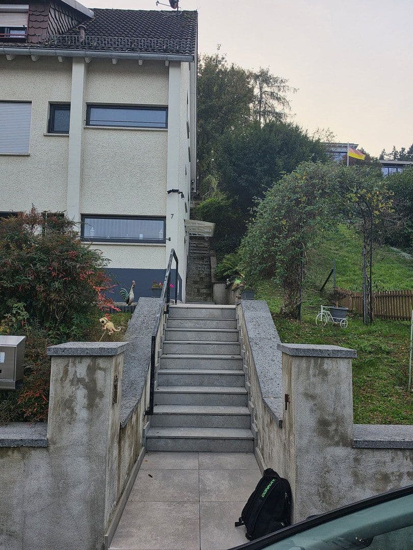 Prodej domu 181 m², pozemek 618 m², Eisingen, Bádensko-Württembersko Prodej domu 181 m², pozemek 618 m², Eisingen, Bádensko-Württembersko
