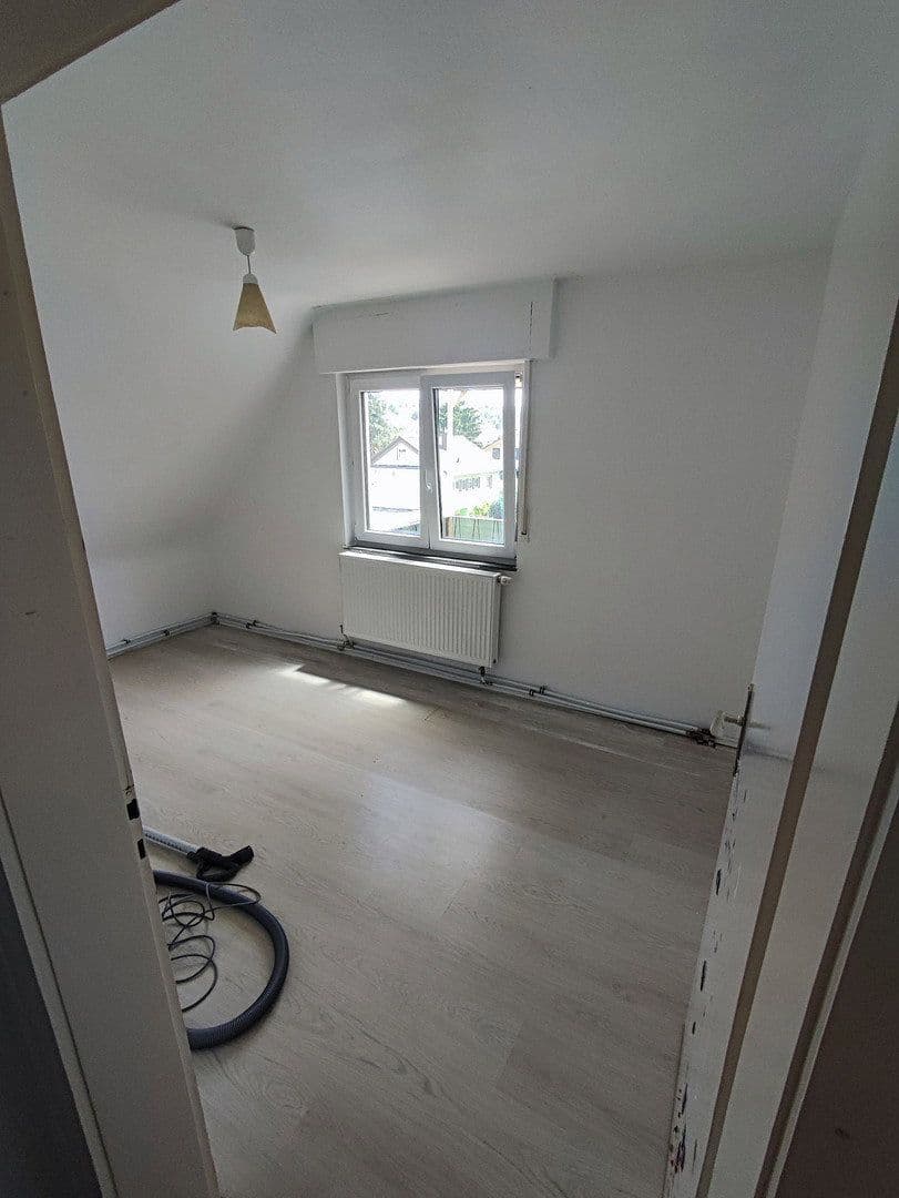 Prodej domu 181 m², pozemek 618 m², Eisingen, Bádensko-Württembersko Prodej domu 181 m², pozemek 618 m², Eisingen, Bádensko-Württembersko