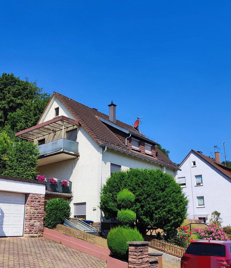 Prodej domu 181 m², pozemek 618 m², Eisingen, Bádensko-Württembersko Prodej domu 181 m², pozemek 618 m², Eisingen, Bádensko-Württembersko