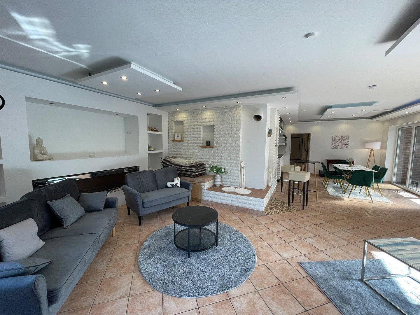 Prodej domu 238 m², pozemek 666 m², Bad Zwischenahn, Dolní Sasko Prodej domu 238 m², pozemek 666 m², Bad Zwischenahn, Dolní Sasko