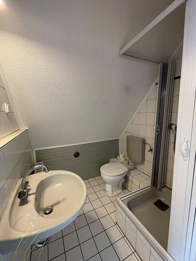 Prodej domu 238 m², pozemek 666 m², Bad Zwischenahn, Dolní Sasko Prodej domu 238 m², pozemek 666 m², Bad Zwischenahn, Dolní Sasko