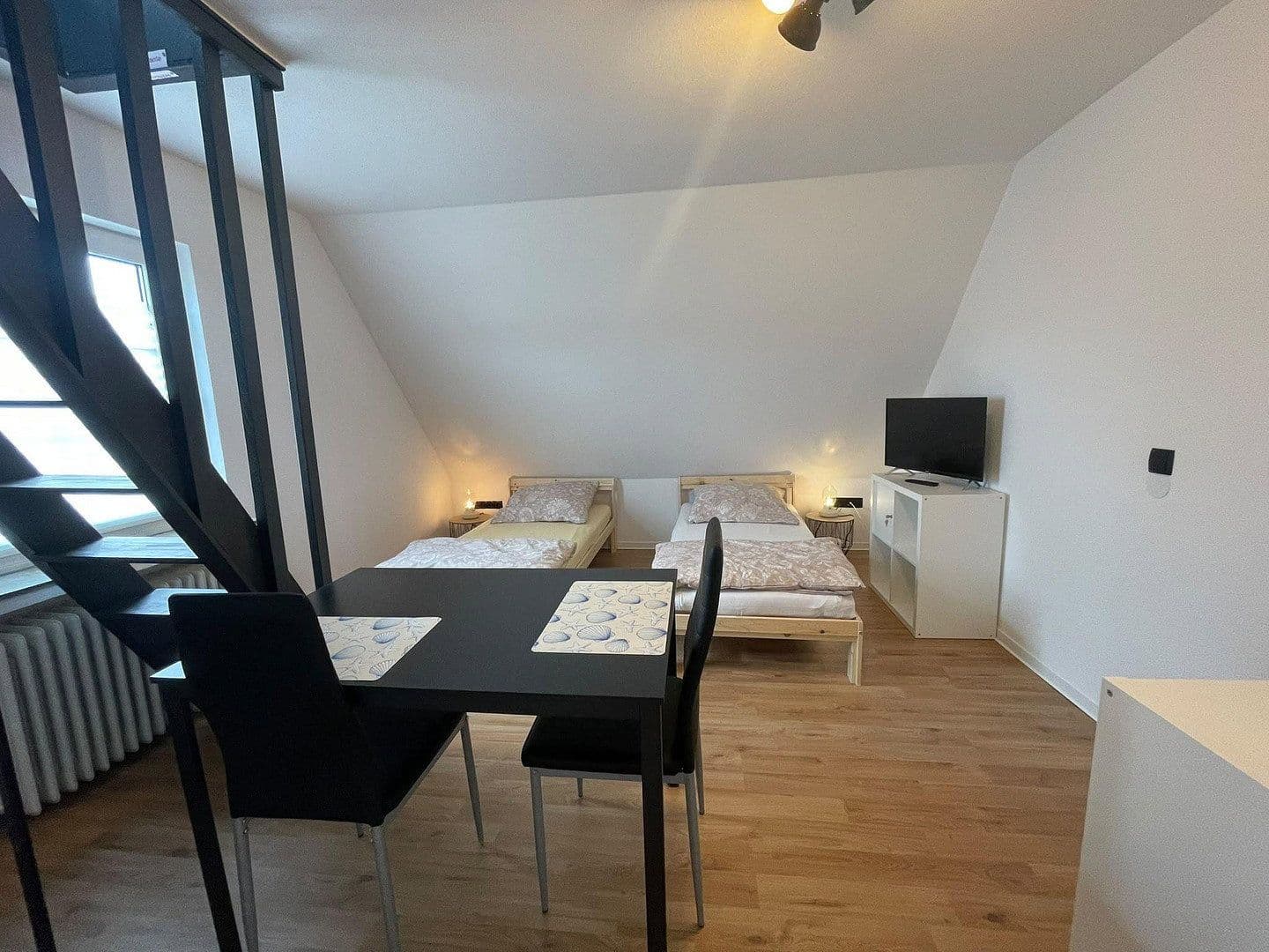 Prodej domu 238 m², pozemek 666 m², Bad Zwischenahn, Dolní Sasko Prodej domu 238 m², pozemek 666 m², Bad Zwischenahn, Dolní Sasko