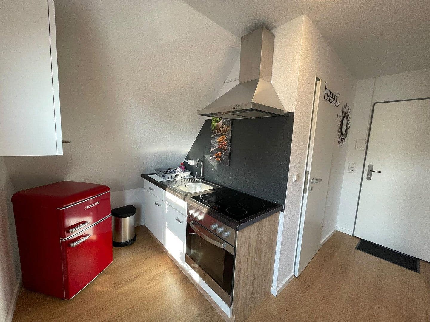 Prodej domu 238 m², pozemek 666 m², Bad Zwischenahn, Dolní Sasko Prodej domu 238 m², pozemek 666 m², Bad Zwischenahn, Dolní Sasko