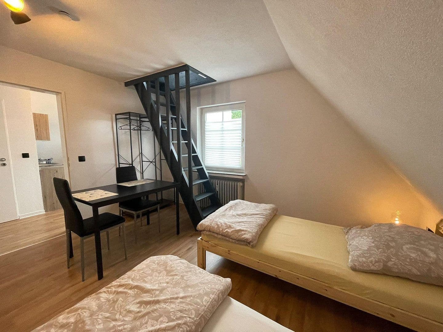 Prodej domu 238 m², pozemek 666 m², Bad Zwischenahn, Dolní Sasko Prodej domu 238 m², pozemek 666 m², Bad Zwischenahn, Dolní Sasko