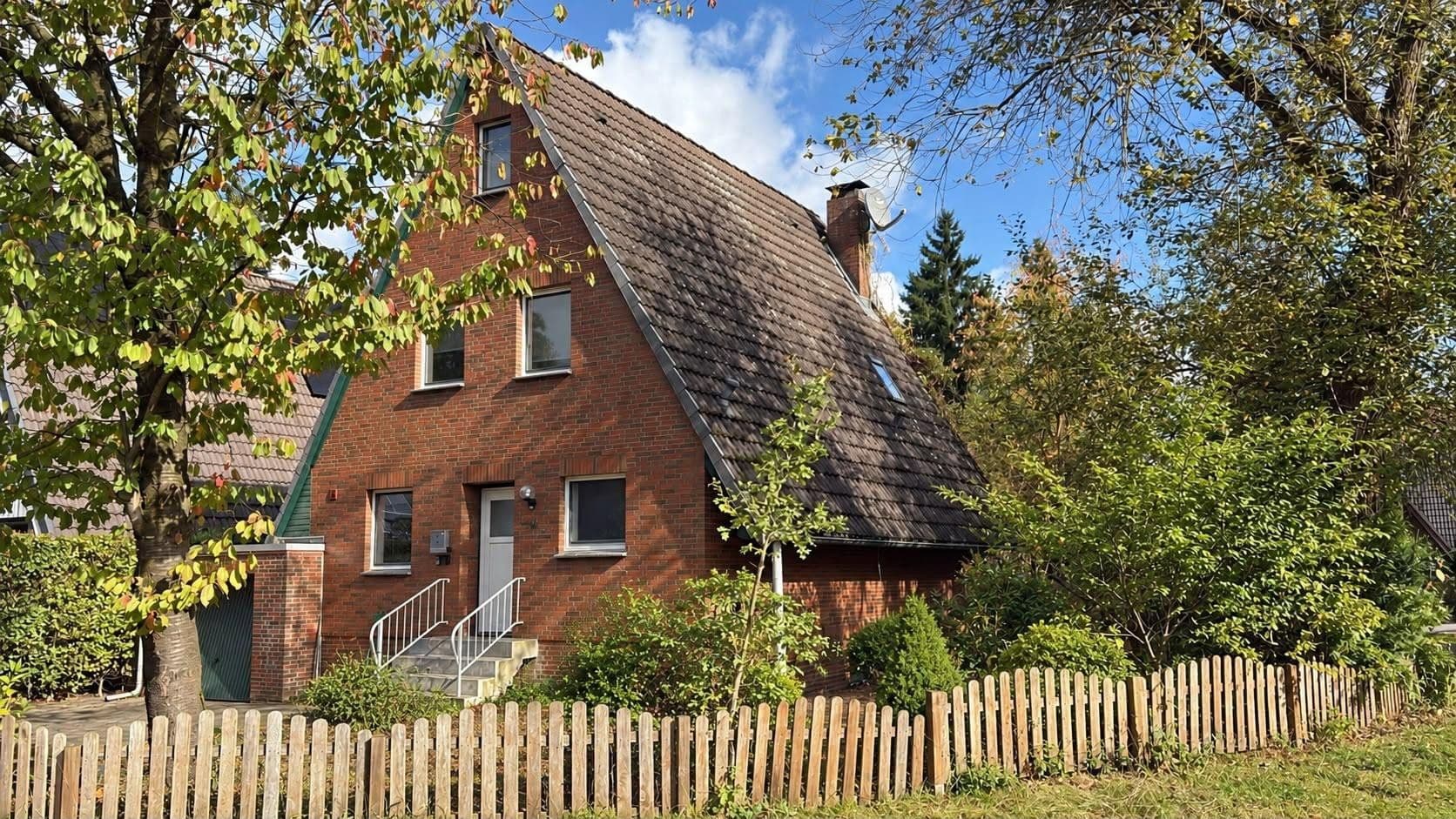 Prodej domu 100 m², pozemek 495 m², Großenkneten, Dolní Sasko Prodej domu 100 m², pozemek 495 m², Großenkneten, Dolní Sasko