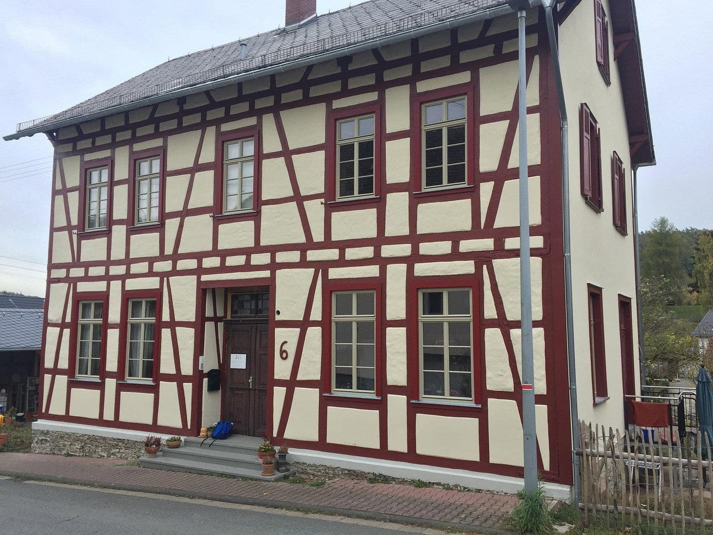Prodej domu 240 m², pozemek 1.242 m², Malbachweg 6, Idstein, Hessen Prodej domu 240 m², pozemek 1.242 m², Malbachweg 6, Idstein, Hessen