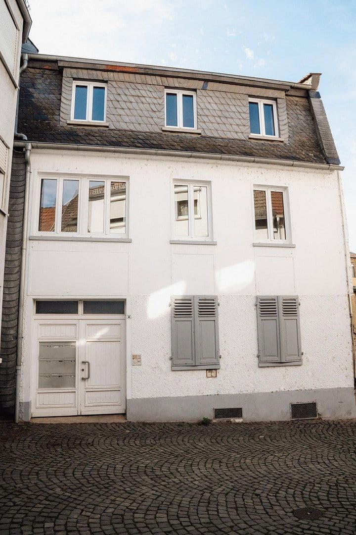 Prodej bytu 3+1 83 m², Schlüsselgasse 4, Bingen am Rhein, Porýní-Falc Prodej bytu 3+1 83 m², Schlüsselgasse 4, Bingen am Rhein, Porýní-Falc