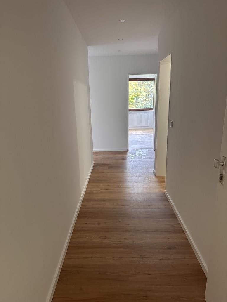 Pronájem bytu 3+1 79 m², Pöcking - Possenhofen, Bavorsko Pronájem bytu 3+1 79 m², Pöcking - Possenhofen, Bavorsko