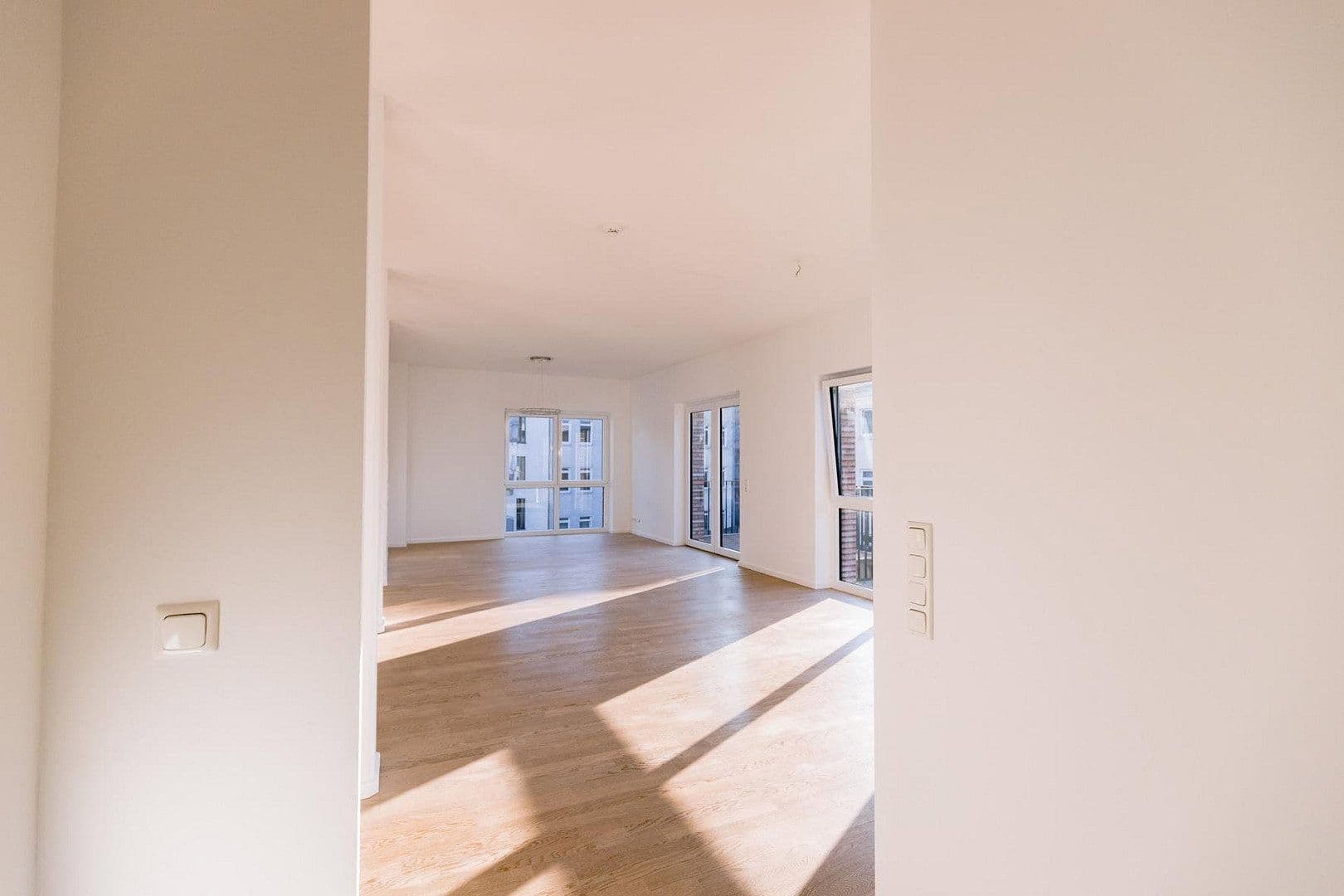 Prodej bytu 4+1 138 m², Hamburg, Hamburg Prodej bytu 4+1 138 m², Hamburg, Hamburg