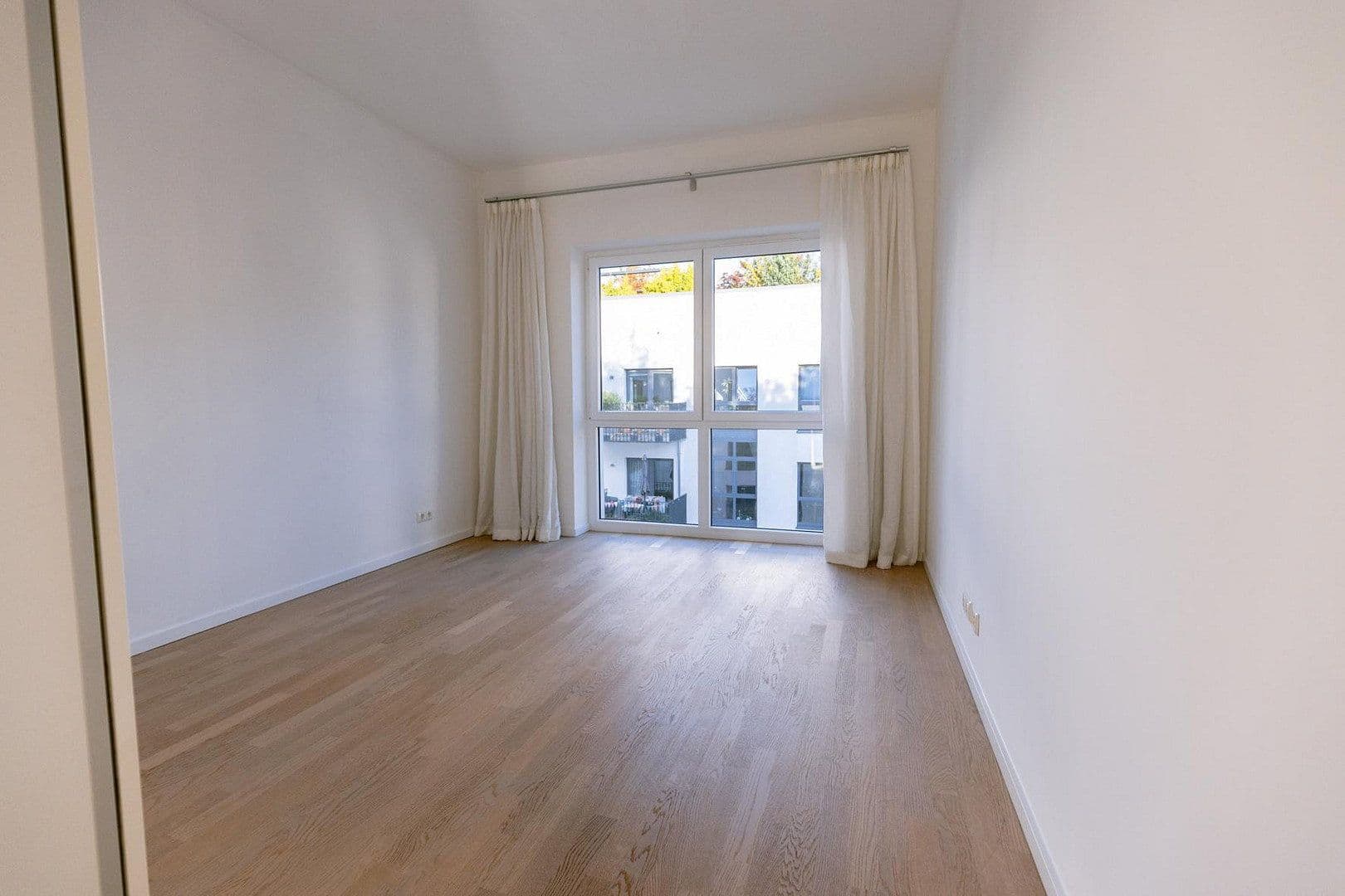 Prodej bytu 4+1 138 m², Hamburg, Hamburg Prodej bytu 4+1 138 m², Hamburg, Hamburg